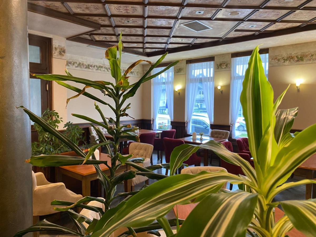 Motel M Vlasenica Eksteriør billede
