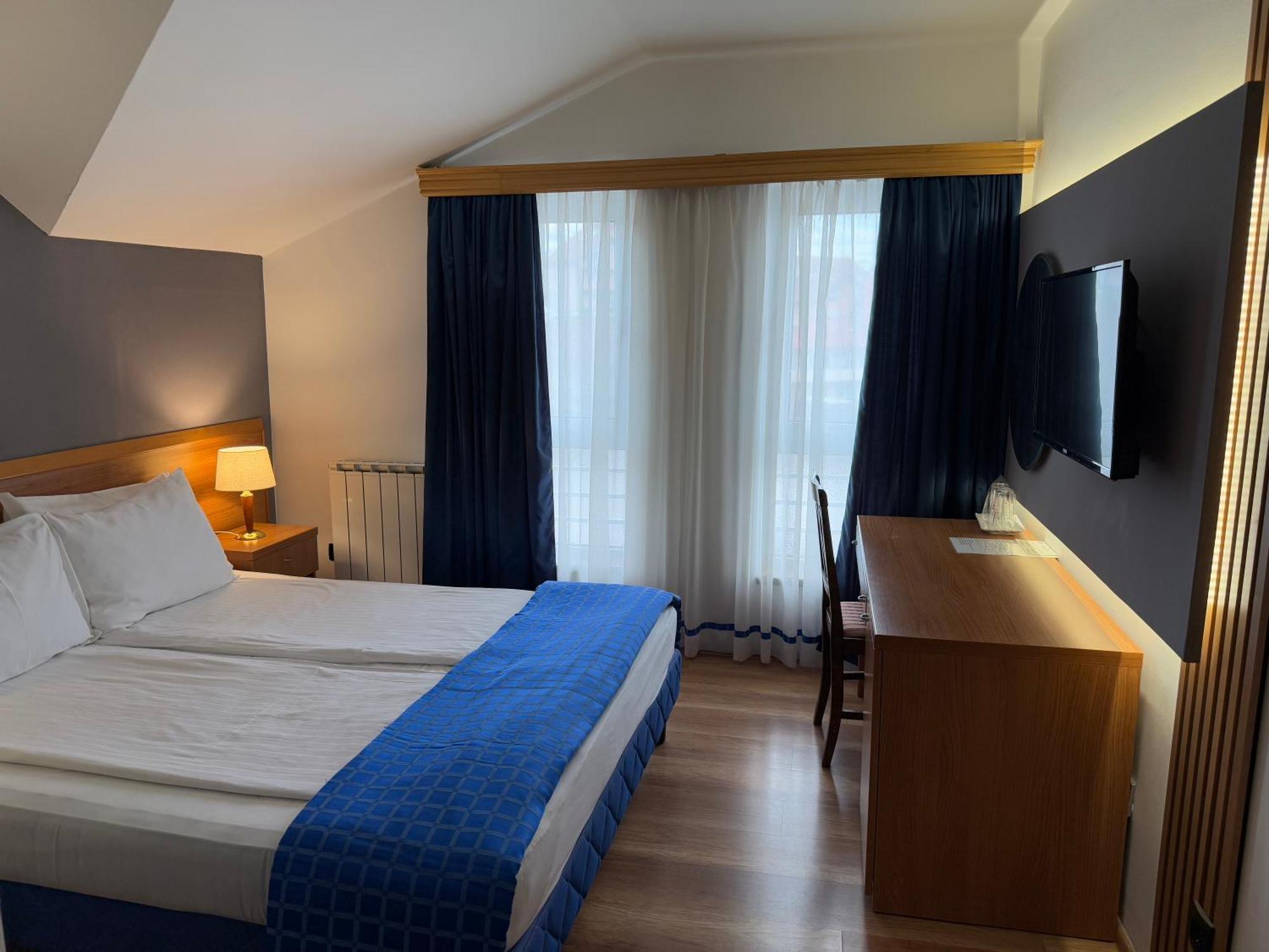 Motel M Vlasenica Eksteriør billede