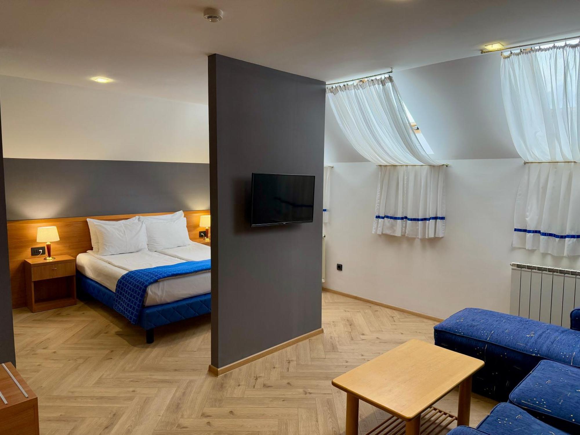 Motel M Vlasenica Eksteriør billede