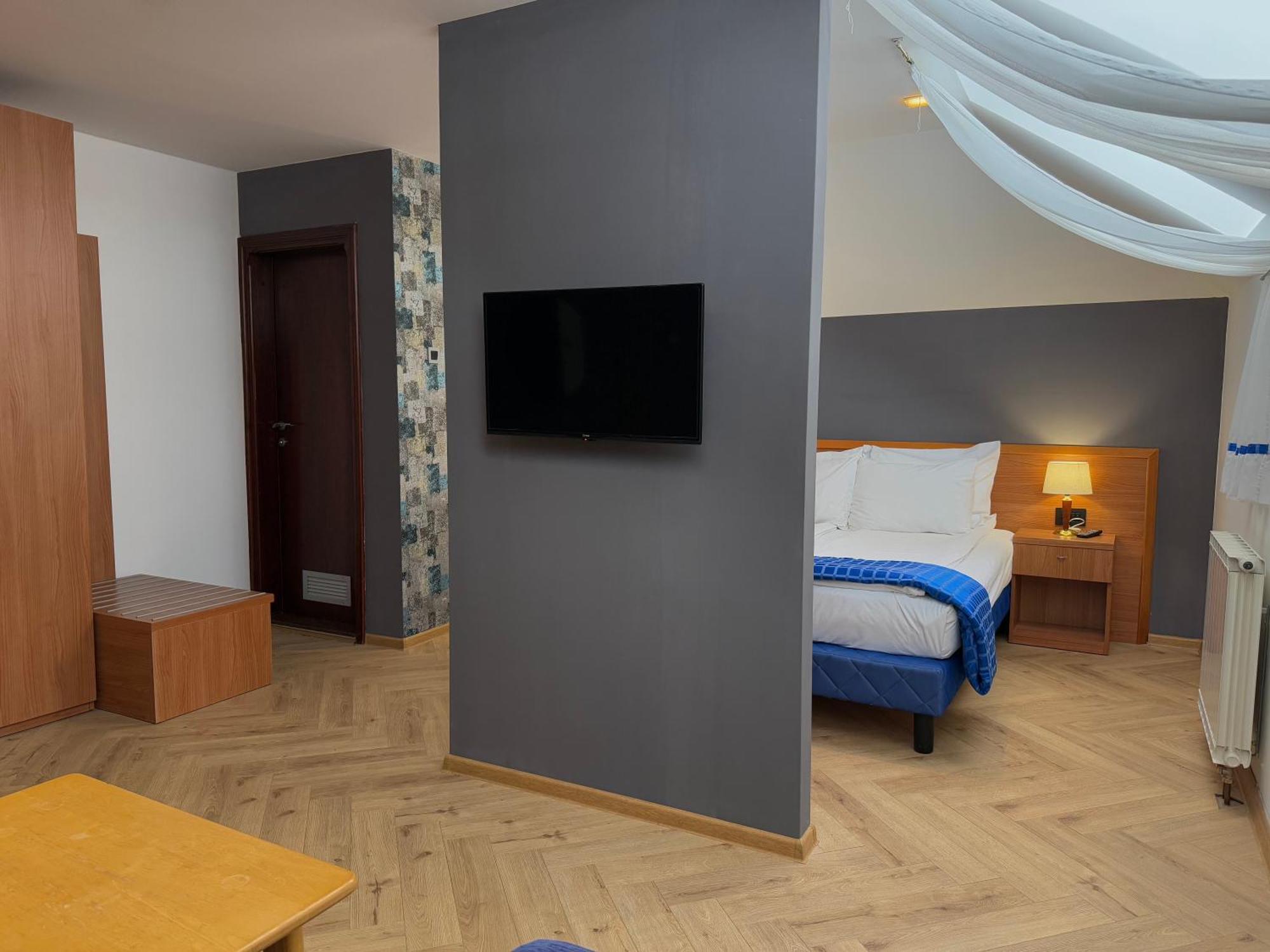 Motel M Vlasenica Eksteriør billede