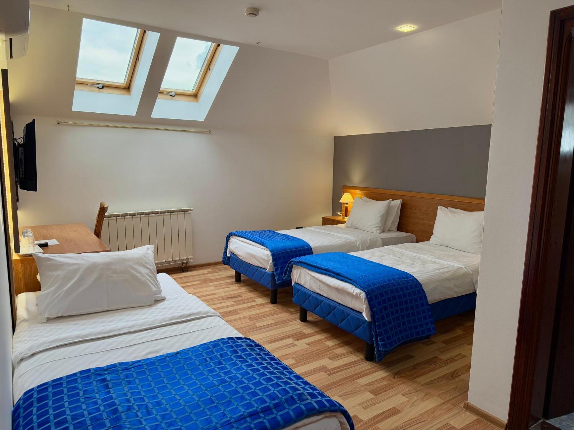 Motel M Vlasenica Eksteriør billede
