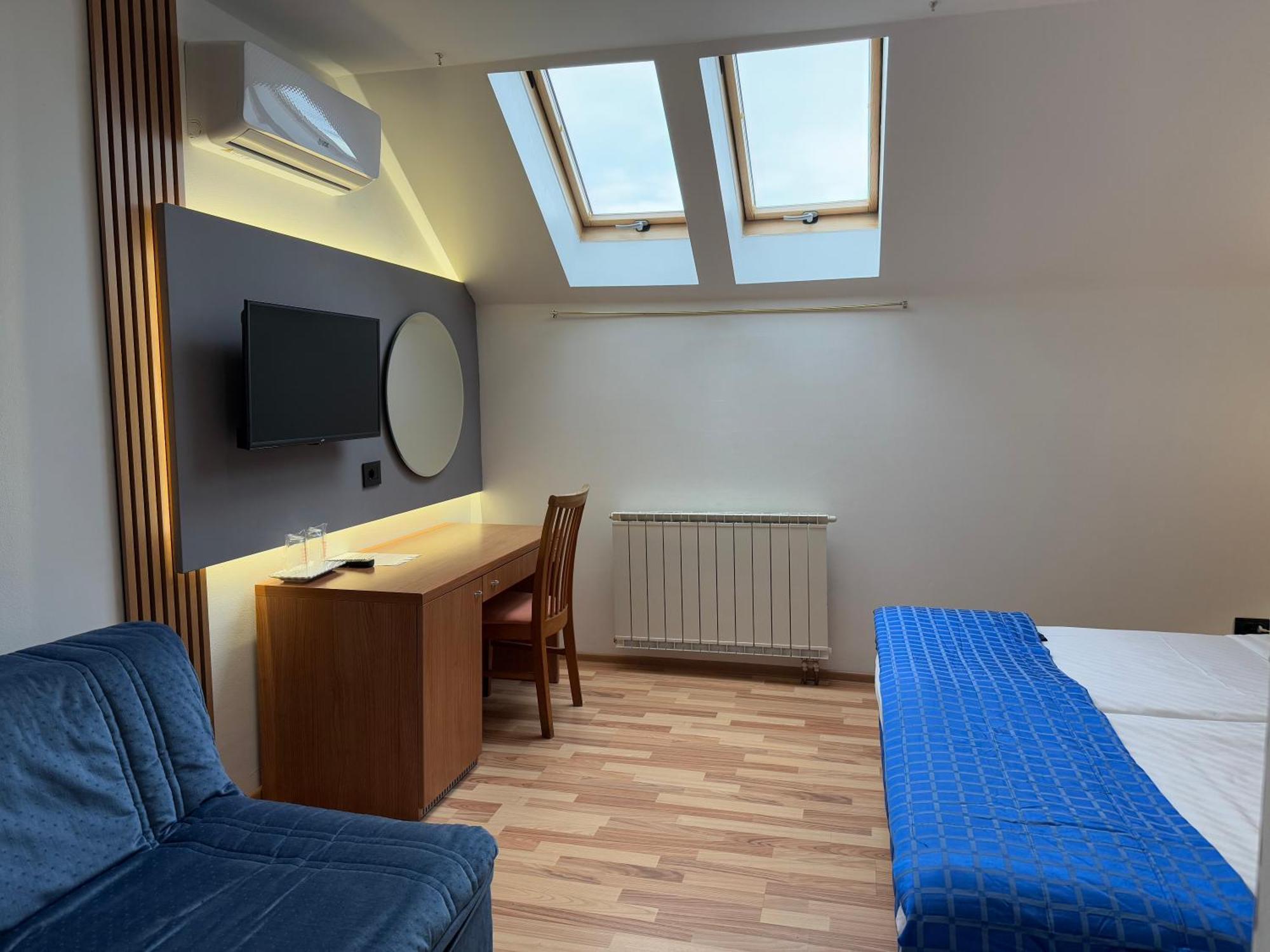 Motel M Vlasenica Eksteriør billede