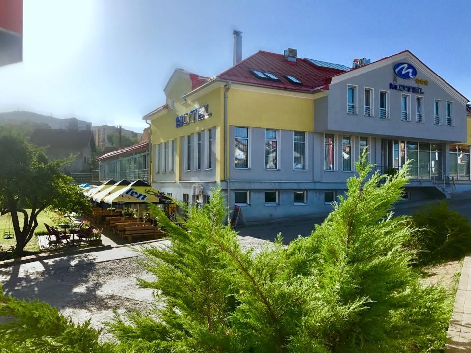Motel M Vlasenica Eksteriør billede